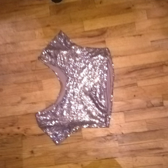 Sequin Crop Top - Picture 3 of 3